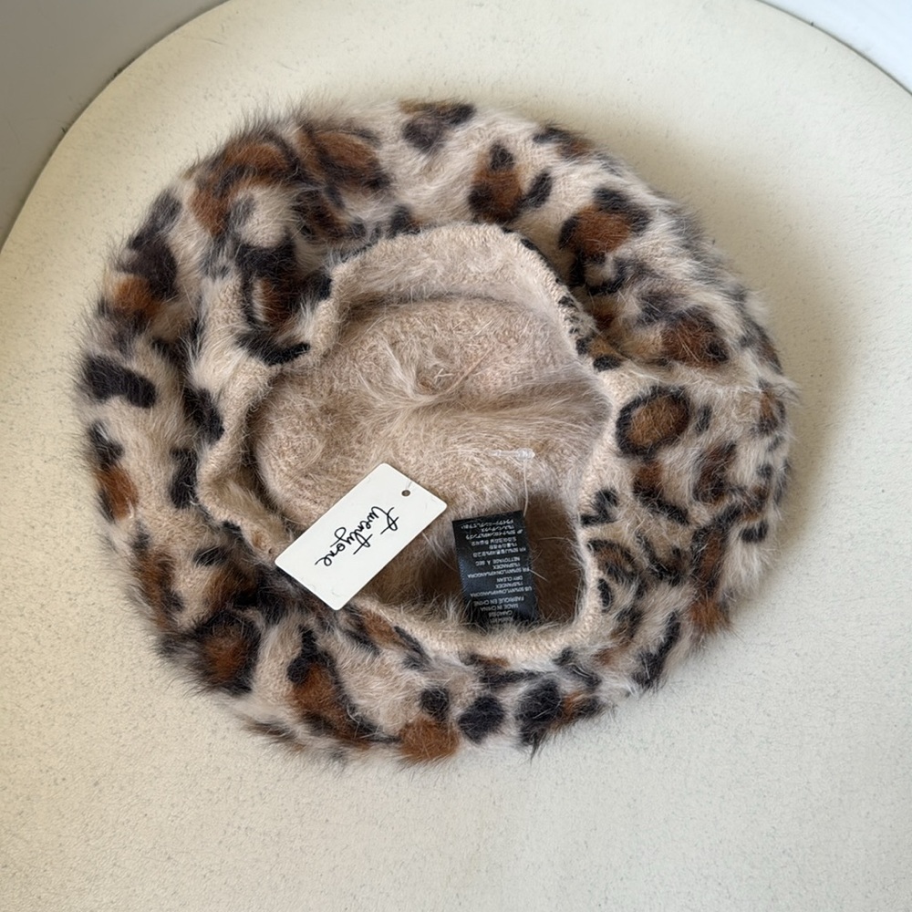 NWT Forever 21 Leopard Beret - Picture 5 of 5